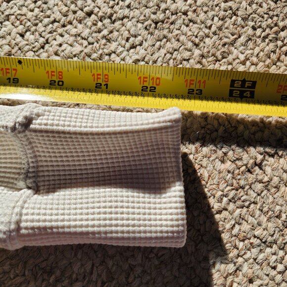 NWT Under Armour Women's Long Sleeve Waffle Hoodie Size S - Picture 8 of 9